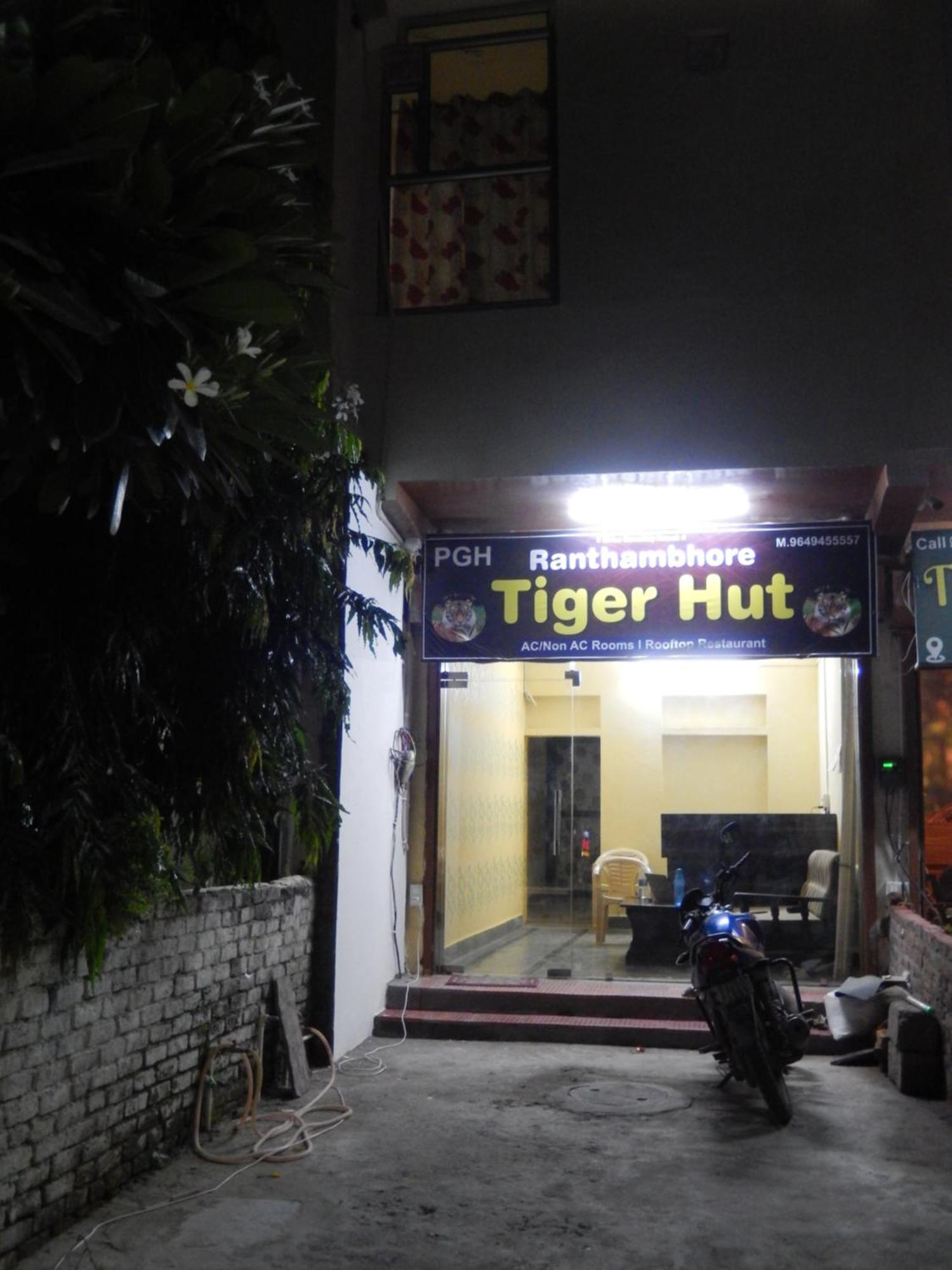 Ranthambhore Tiger Hut Sawai Madhopur Exterior photo